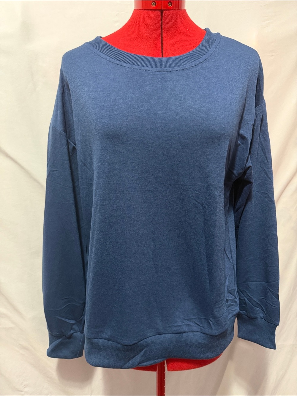 Relaxed Fit Men's Crewneck Sweater in Slate Blue